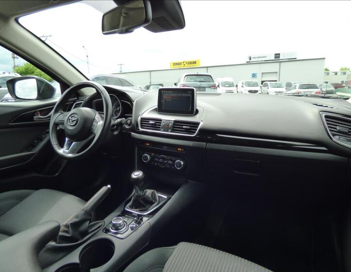 Mazda 3 43