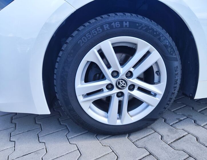 Toyota Corolla 28