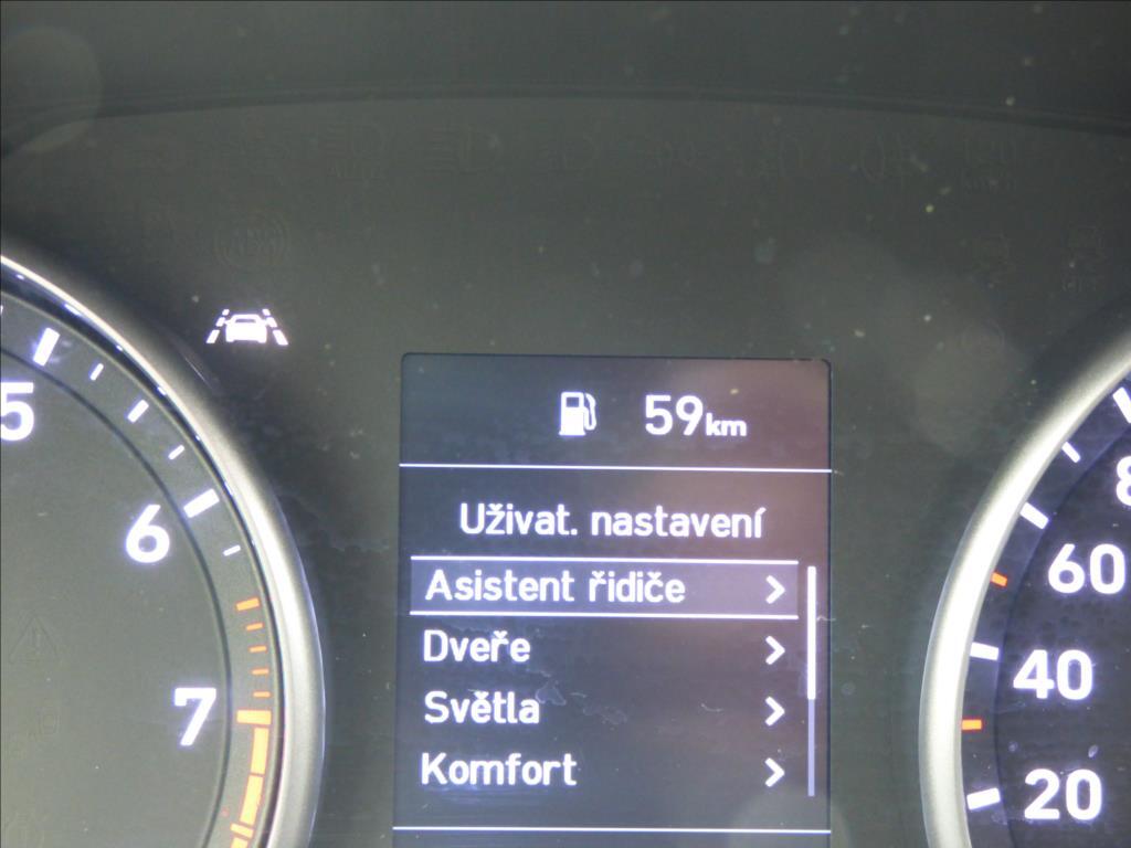 Hyundai i30 24