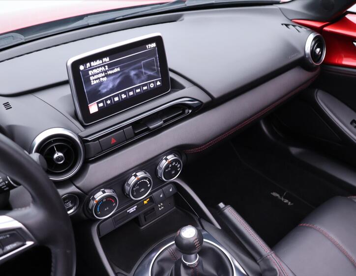 Mazda MX-5 30