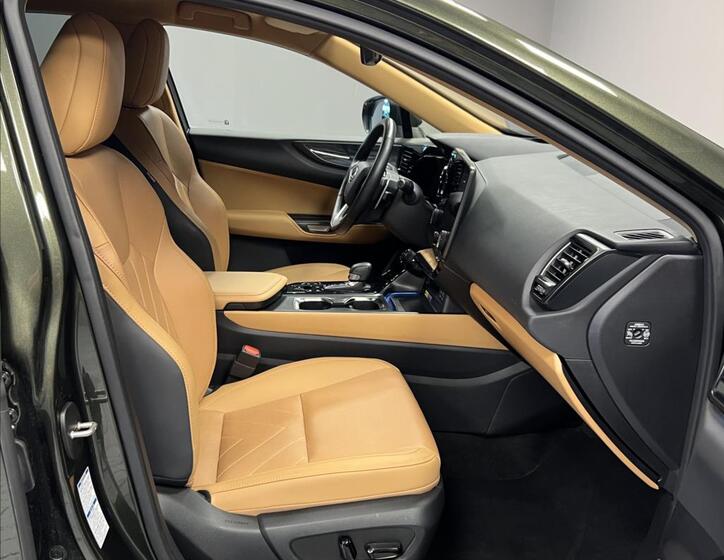 Lexus NX 450h plus 7