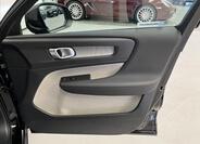 Volvo XC40 28