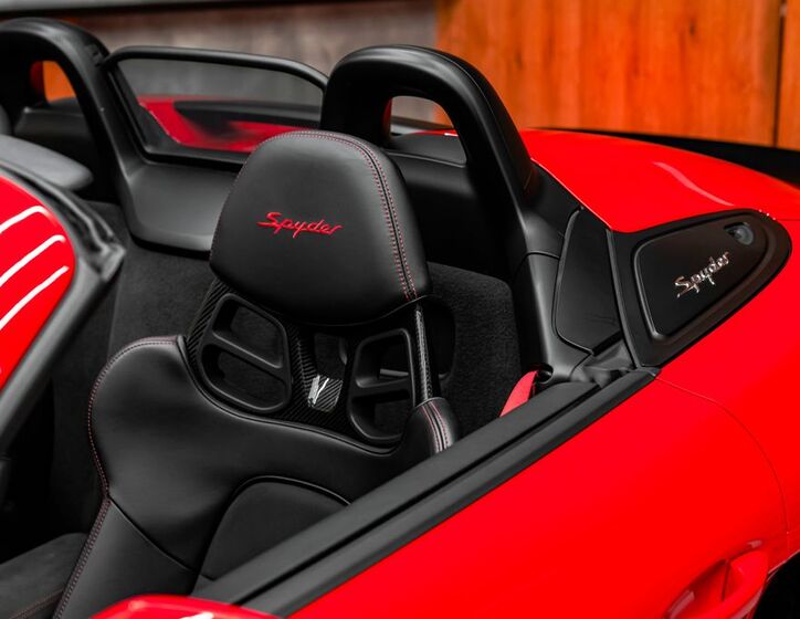 Porsche 718 9