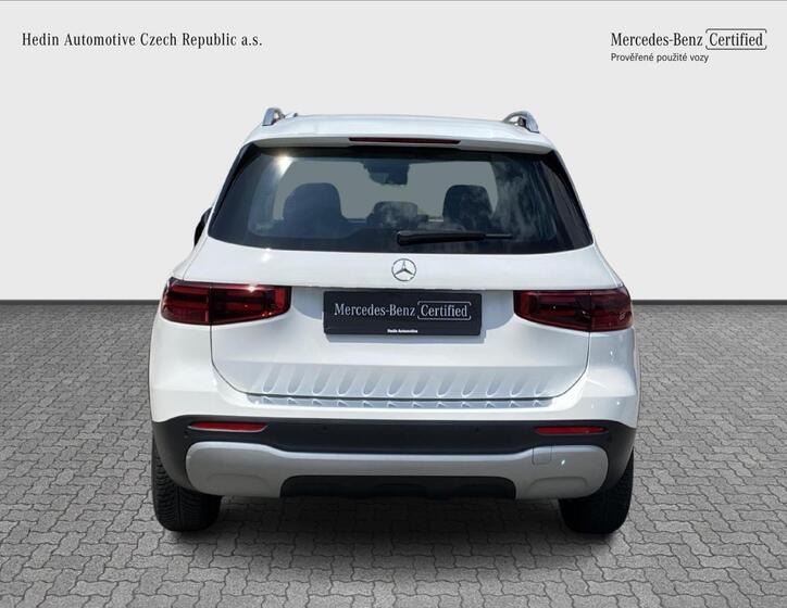 Mercedes-Benz GLB 4