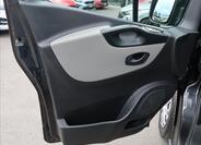 Renault Trafic 19