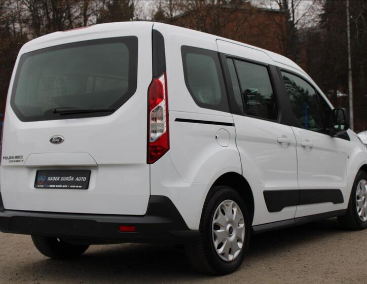 Ford Tourneo Connect 5
