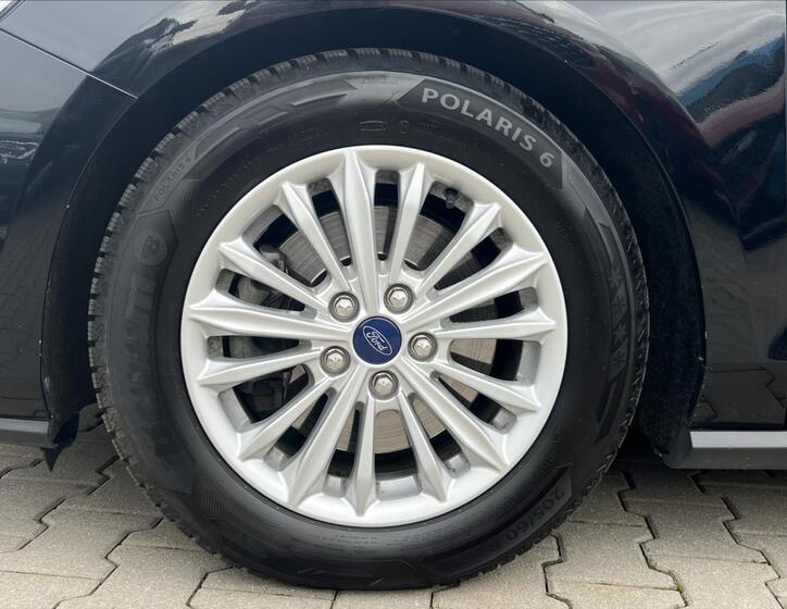 Ford Focus 10