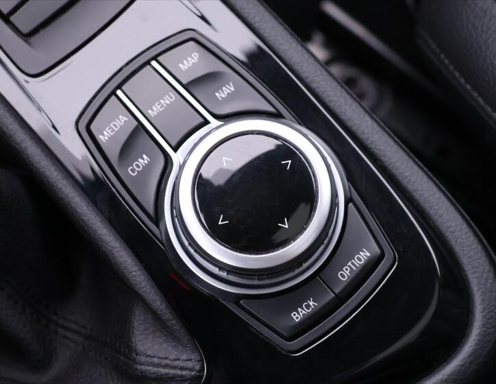 BMW Řada 2 27