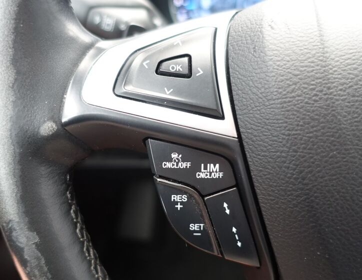 Ford Galaxy 25
