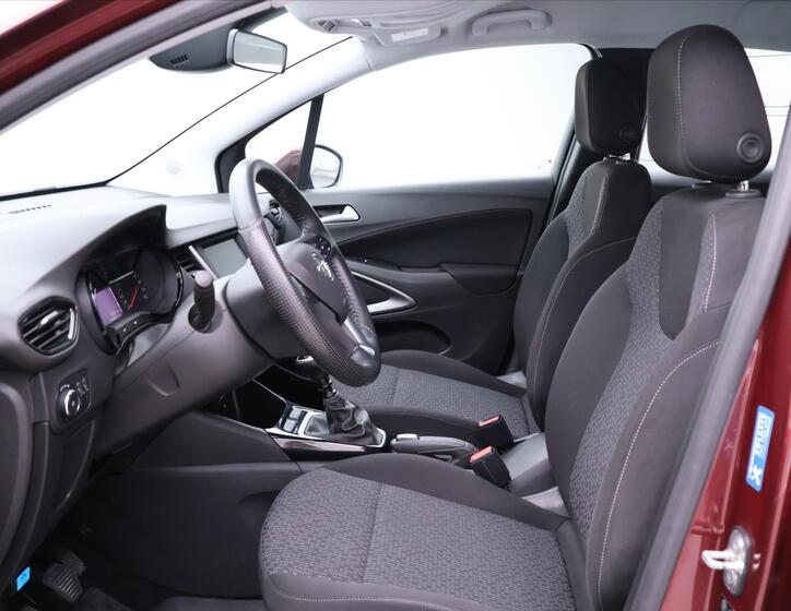 Opel Crossland X 10