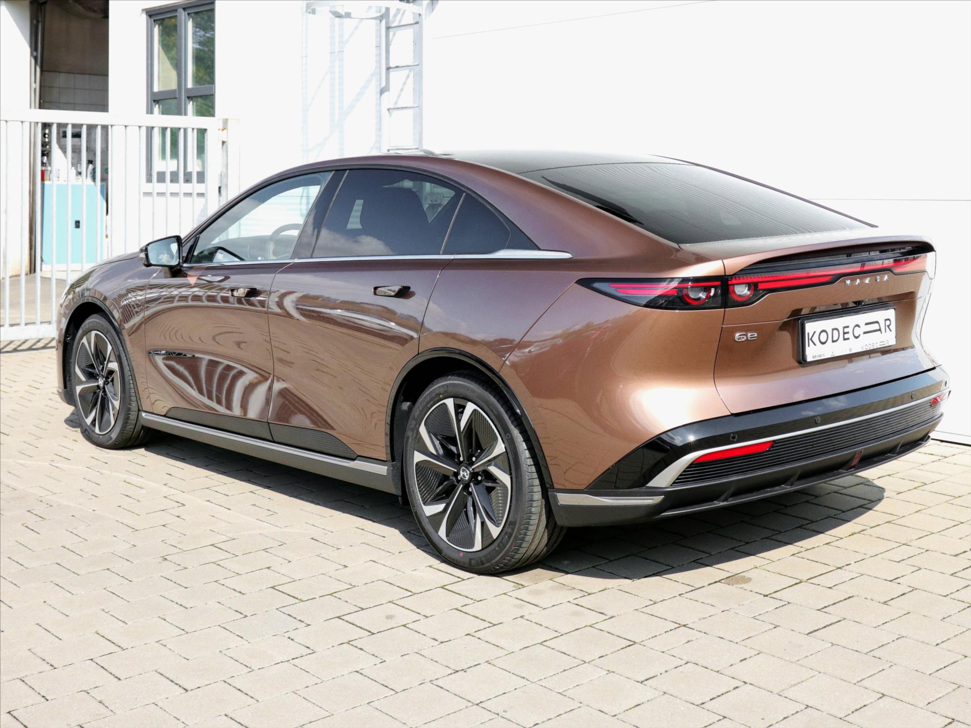 Mazda 6e