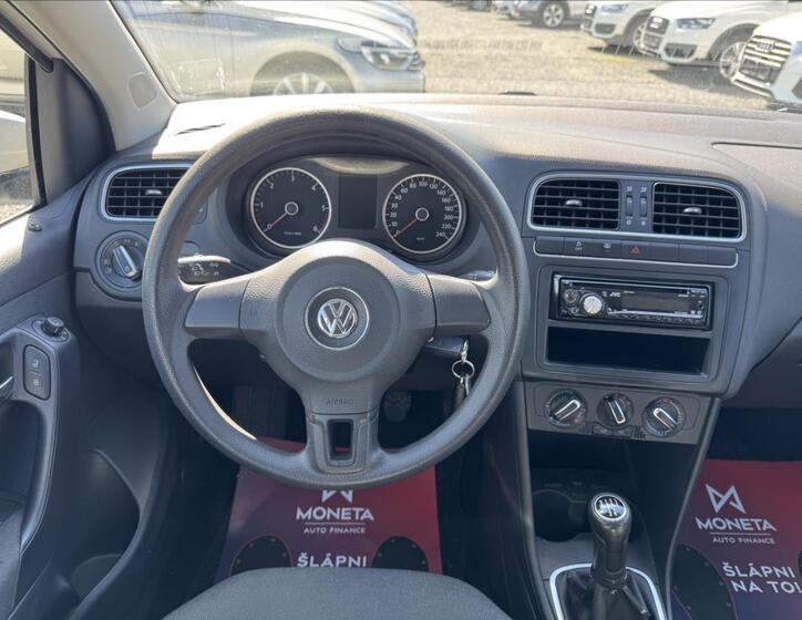 Volkswagen Polo 16