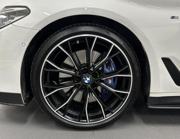 BMW Řada 5 4