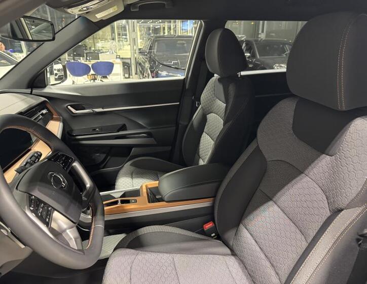 SsangYong Torres 9