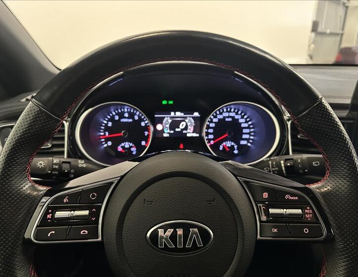KIA ProCeed 12