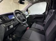 Toyota ProAce 9