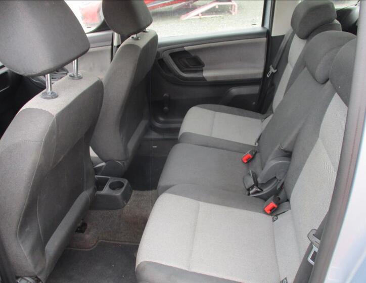 Škoda Roomster 10