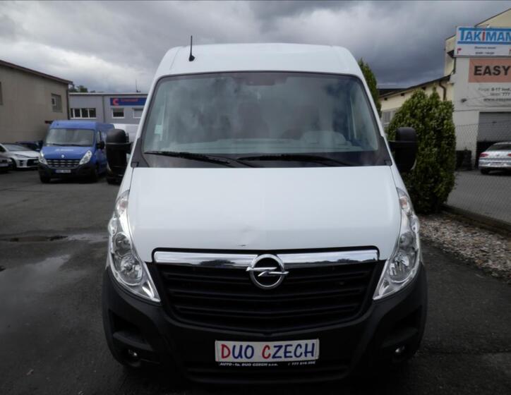 Opel Movano 2