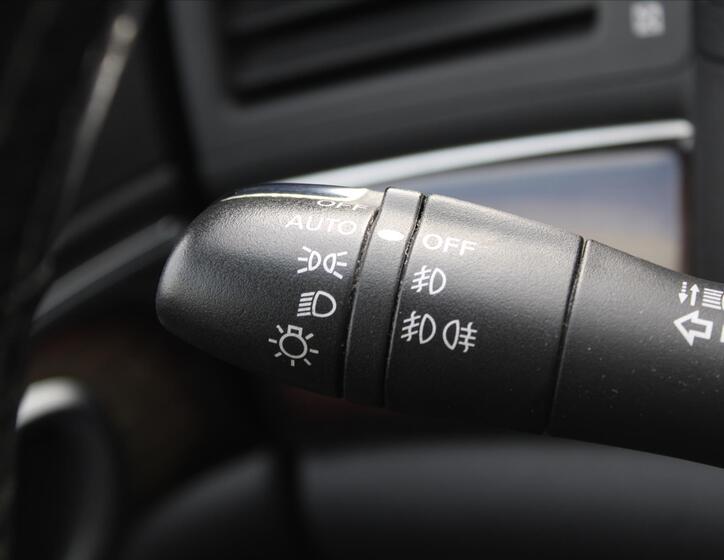 Infiniti Q70 15