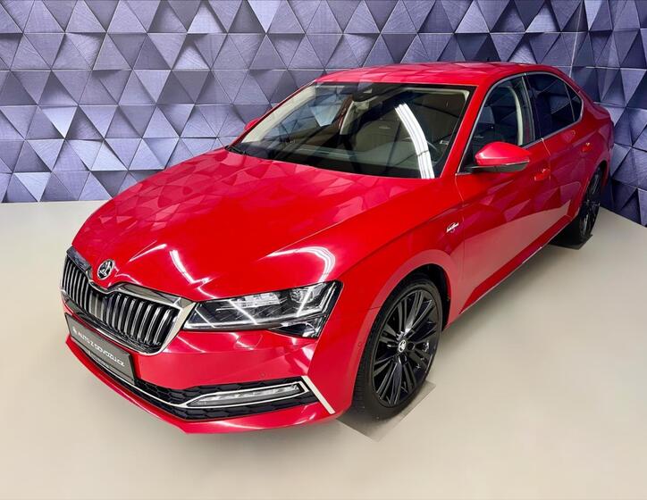 Škoda Superb 1