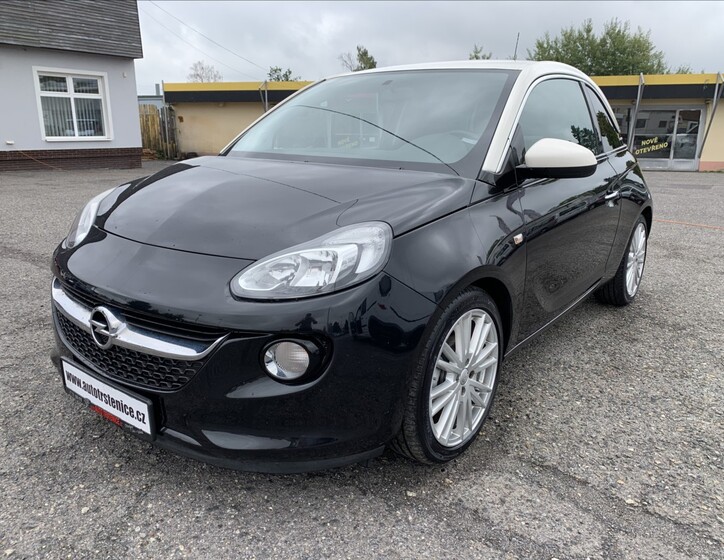 Opel Adam 1