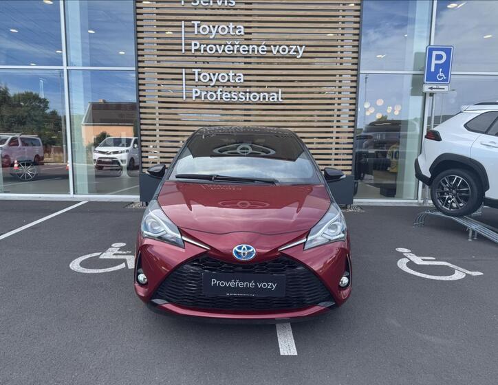 Toyota Yaris 4