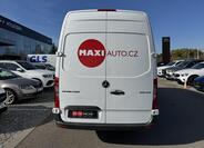 Mercedes-Benz Sprinter 13