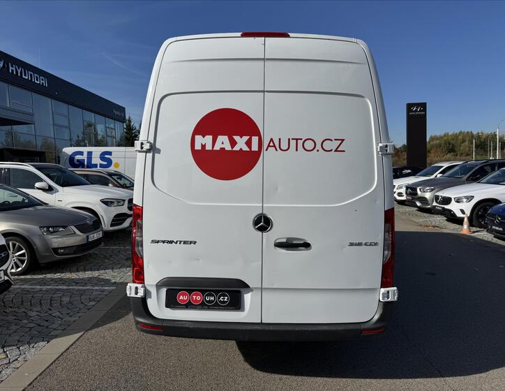 Mercedes-Benz Sprinter 13