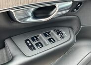 Volvo XC90 27
