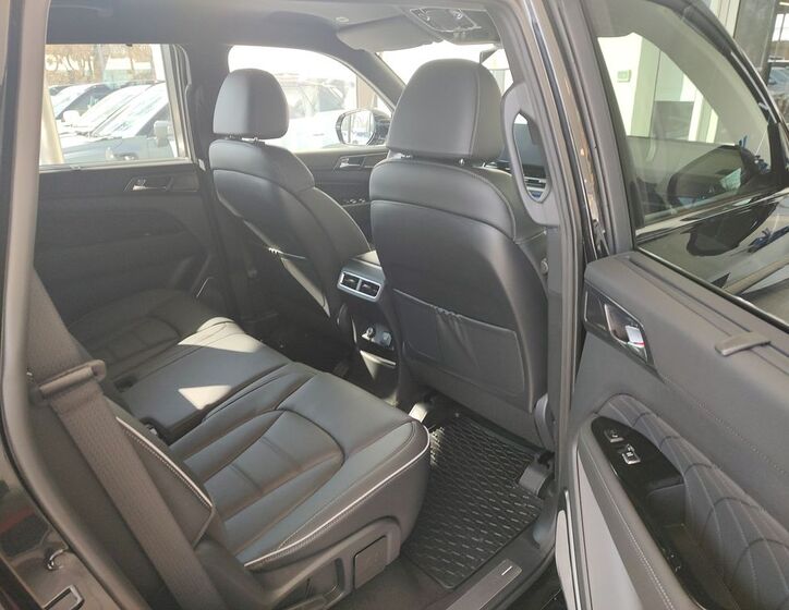 SsangYong Rexton 3