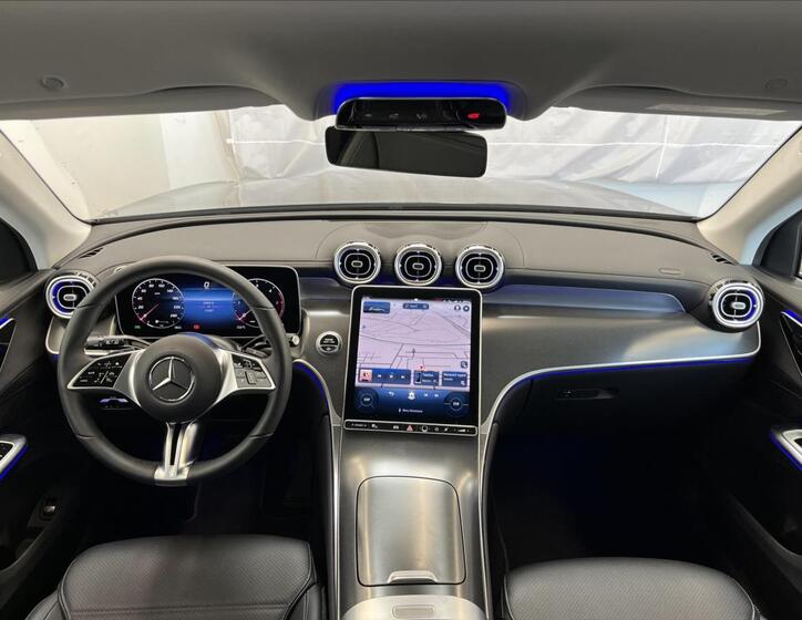 Mercedes-Benz GLC 13