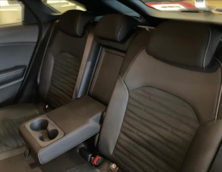 KIA ProCeed 4