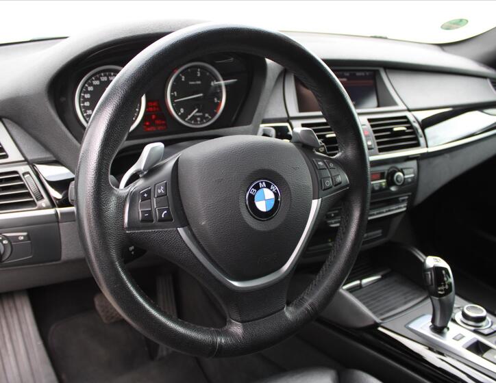 BMW X6 15