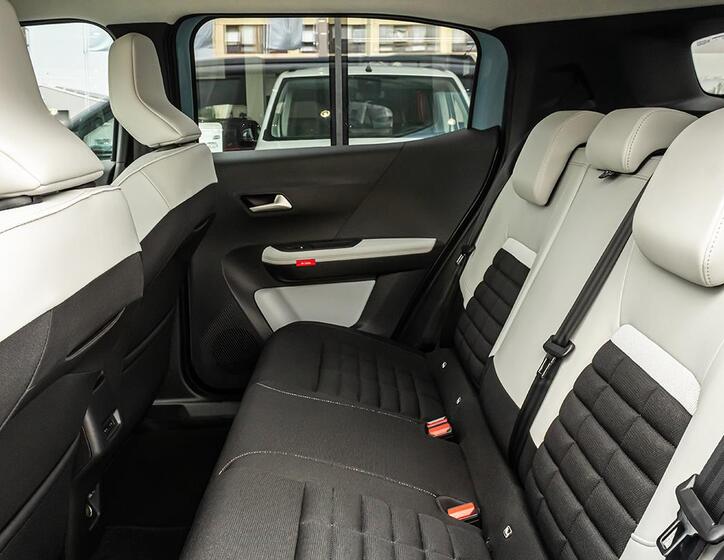 Citroën ë-C3 Aircross 18