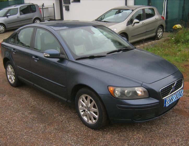 Volvo S40 8