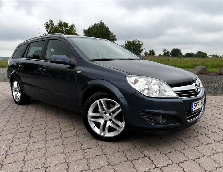 Opel Astra 1