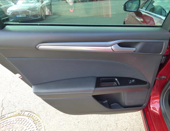 Ford Mondeo 39