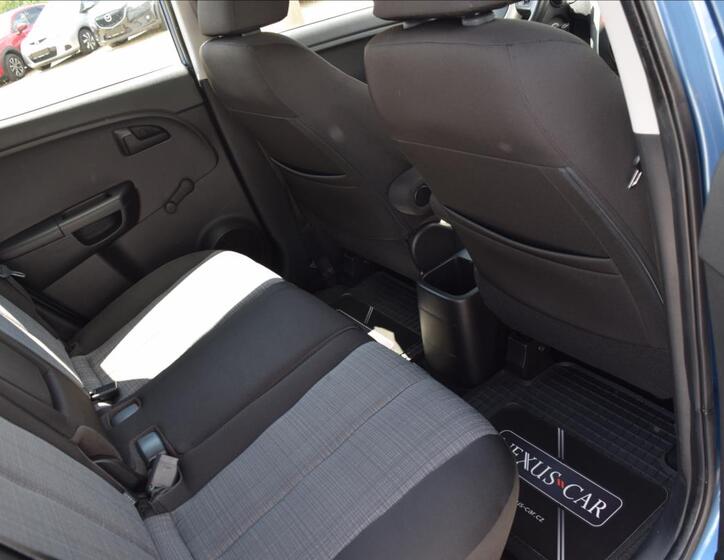 KIA Venga 19