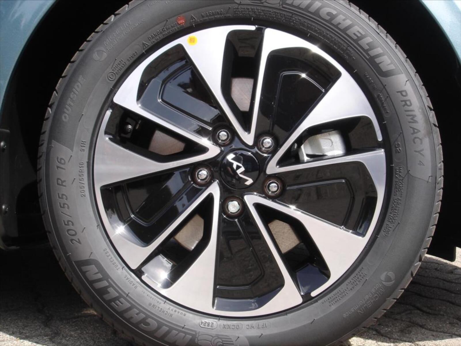 KIA Ceed 12