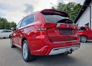 Mitsubishi Outlander 3