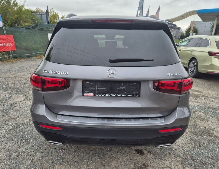 Mercedes-Benz GLB 6