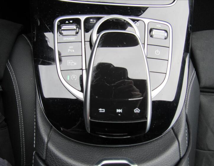 Mercedes-Benz Třídy E 20