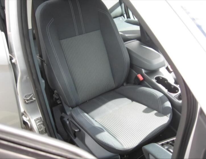Ford C-MAX 13