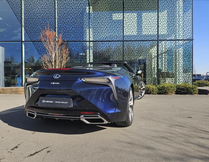 Lexus LC 500 11