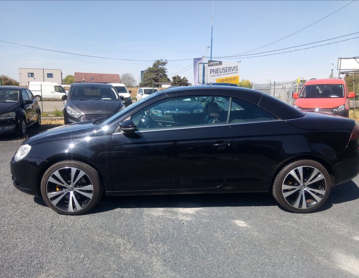 Volkswagen EOS 8