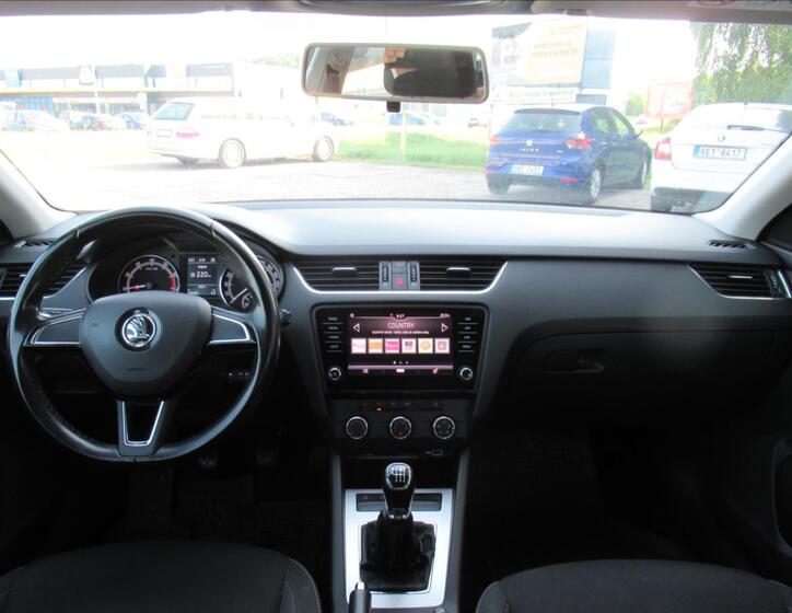 Škoda Octavia 9