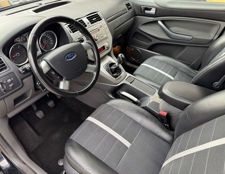 Ford Kuga 8