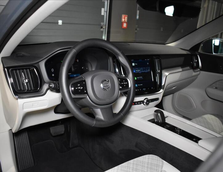 Volvo V60 13