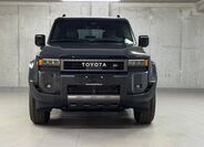 Toyota Land Cruiser 2
