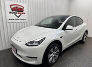 Tesla Model Y 2